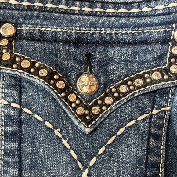 Beautiful jeans. - Picture 10 of 10